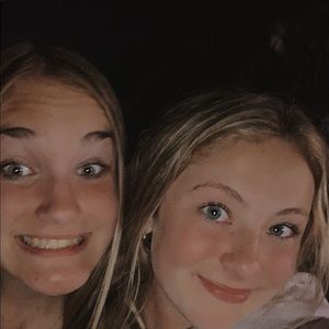 Meet your Posher, Addy